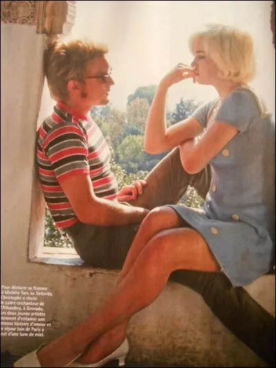 "Emmène-moi danser ce soir" et "J'aime" ont été certifiées