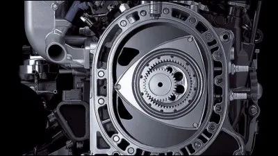 Lequel de nos trois constructeurs nationaux s'est déjà essayé au moteur à pistons rotatifs de Felix Wankel ?