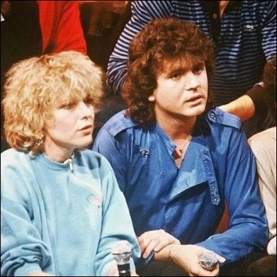 Quel est le prénom ne correspondant pas à celui de l'un de ses frères jumeaux ?