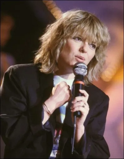 En quelle année sortit sa chanson "Rue de l'abricot" ?