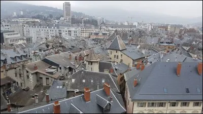 La ville de Chambéry est la préfecture de la Haute-Savoie (74).