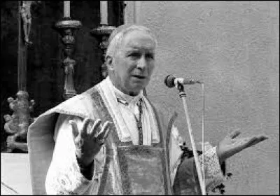 Il fut le 257ᵉ pape de l'Église catholique du 4 août 1903 à sa mort.