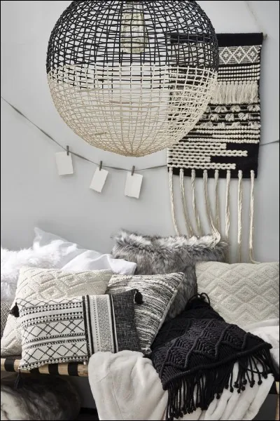 "Bons baisers de Russie" est un film joué par Sean Connery.