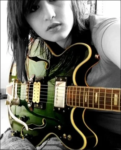 Traduis le titre de la chanson de Joan Baez : "Farewell Angelina" :