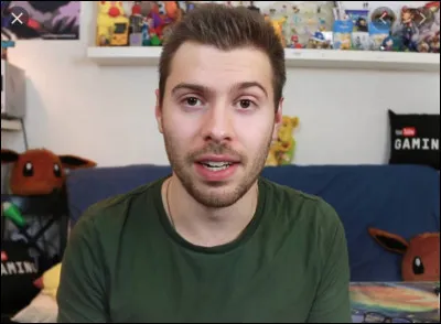 Qui est ce youtubeur ?