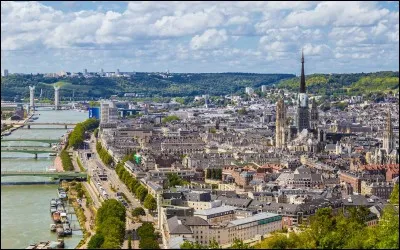 De quel d&eacute;partement Rouen est-elle la pr&eacute;fecture ?