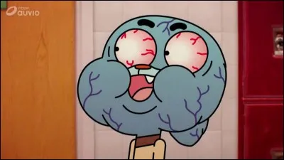 Comment s'appelle ce garçon en bleu ?