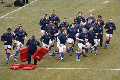 Quels etaient les points de l'quipe de france face  l'Irlande  la mi-temps lors du tournoi des 6 nations en 2010?