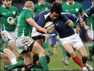 Quel est l'objectif de Matthieu bastareaud pour le tournoi des 6 nations ?