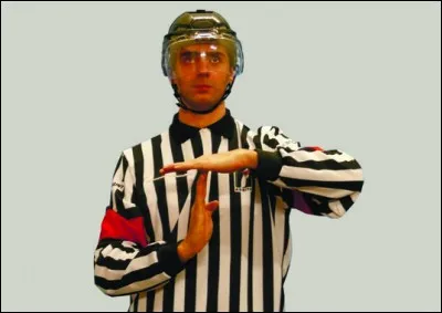 Il était un Ministère,
Dont le nom fut tout mystère,
Inspiré du Front Populaire
et malgré tout, bien éphémère...
Avice à la population : 
de celui-ci, bien que furtif,
reste plus qu'emplois fictifs,
mais bel et bien une invention : 
le dénommé "chèque-vacances"
...et des ministres en partances !

Quel était-il ?