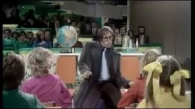 Quel chanteur italien a sorti ''Prisencolinensinainciusol'' ?