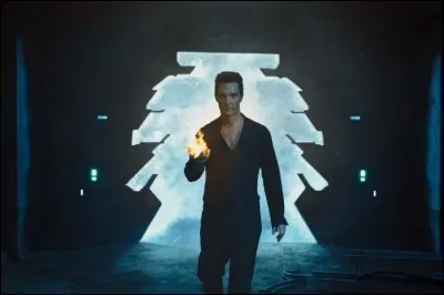 Qui est cet acteur qui joue "Randall Flagg" ?