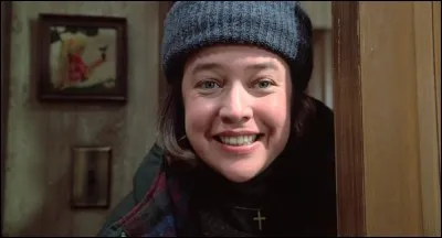 Qui est cette actrice qui joue "Annie Wilkes" ?