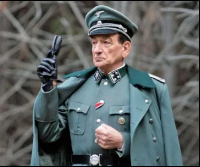 Dans quel film voyons-nous Ben Kingsley en Eichmann ?