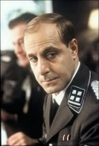 Dans quel film voyons-nous Stanley Tucci en Eichmann ?