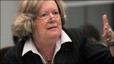 Anne-Marie Lizin a été bourgmestre de la ville de Huy de 1983 à 2009 ! Pourtant qu'a-t-elle dit d'aberrant sur sa ville lors d'un jeu télévisé ?