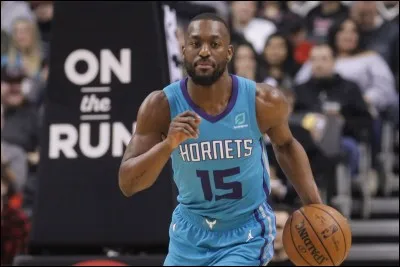 Qui est ce basketteur ?