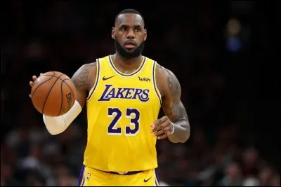 Qui est ce basketteur ?