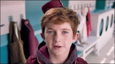 Le petit Spirou a été adapté au cinéma en 2017. Quelle information concernant le film est fausse ?