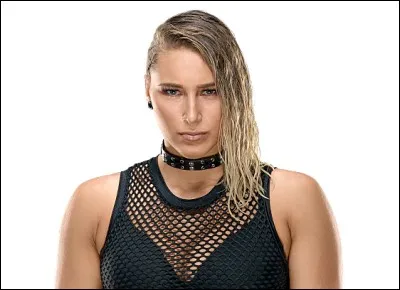 Qui est cette catcheuse ?