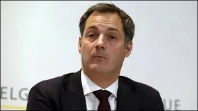 Alexander De Croo est presque aussi connu que son père.
Quel est son prénom ?