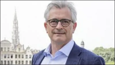 Quel est le prénom du papa de Bernard Clerfayt ?