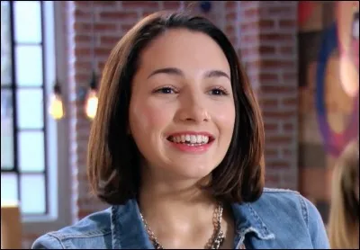 De qui Flor est-elle la cousine ?