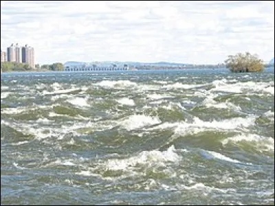 Dans quel pays peut-on voir les rapides de Lachine ?