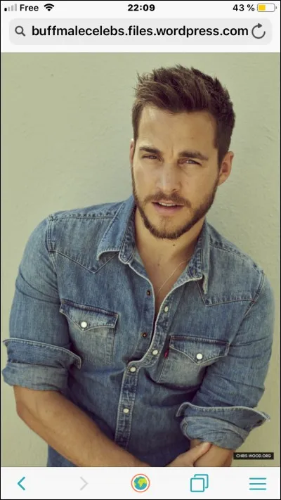 Cet acteur joue un super-héros et un policier (dans ses rôles les plus connus). Quel est son nom ?