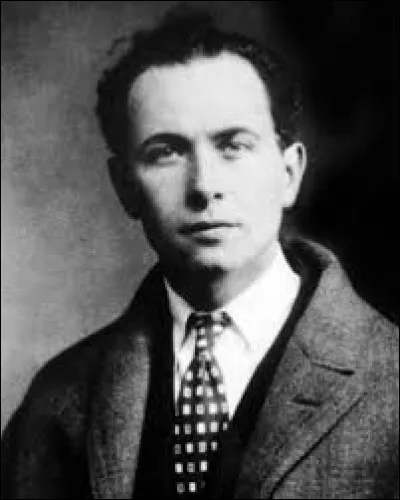 Qui a chanté ''Aimer à perdre la raison'', une chanson inspirée par un poème de Louis Aragon ?