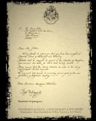 Tu reçois ta lettre d'admission à Poudlard.