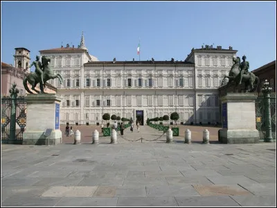 Quelle est sa premi&egrave;re capitale ?