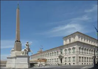 Quel est le regime politique de l'Italie en 1947 ?