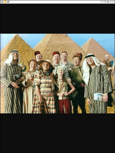 Tu viens d'une famille plut&ocirc;t...