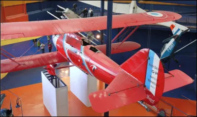 Quel est le nom de l'avion Breguet avec lequel Costes et Bellonte ont réalisé la première liaison de Paris à New York sans escale en 1930 ?