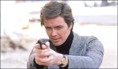 Je succède au précédent dans la 2e adaptation pour le petit écran dans les années 70, qui suis-je ?