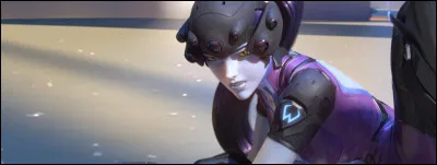 Avec qui Fatale n'a-t-elle pas de dialogue en jeu ?