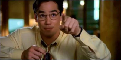 Qui interprète le rôle de Clark Kent ?