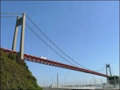 Quel est ce pont français célèbre ?