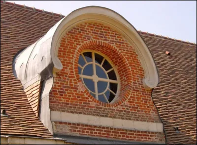 Quel est le nom de cette fenêtre en forme de rond ?