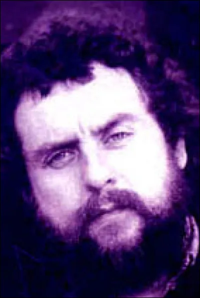 Complétez les paroles de ''La Blanche Hermine'' de Gilles Servat. 

''La voilà la Blanche Hermine vivent la mouette et l'ajonc
La voilà la Blanche Hermine vivent ---------------------------- ! ''