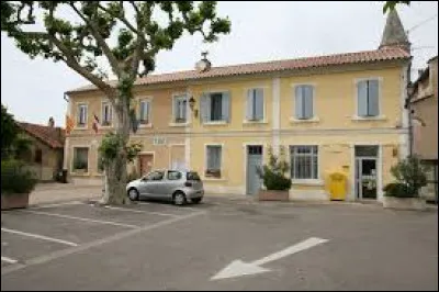 Nous terminons notre balade en région P.A.C.A, à Travaillan. Village de l'arrondissement de Carpentras, il se situe dans le département ...