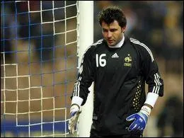 Face  qui etait son premier math avec les bleus ?