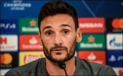 Hugo Lloris occupe le poste de gardien de but au sein de l'équipe de France.