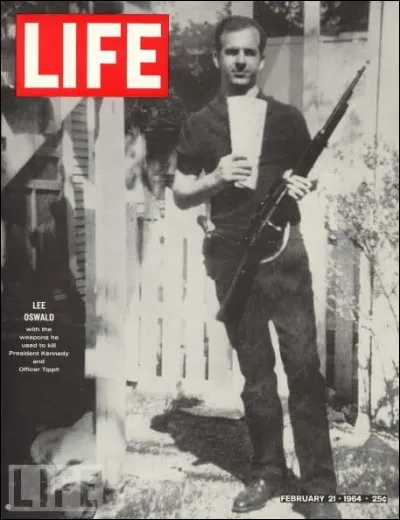 Quelle était l'arme prétendument utilisée lors de l'attentat contre JFK à Dallas le 22/11/1963 ?