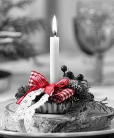 Comment se nomme le chandelier à 7 branches ?