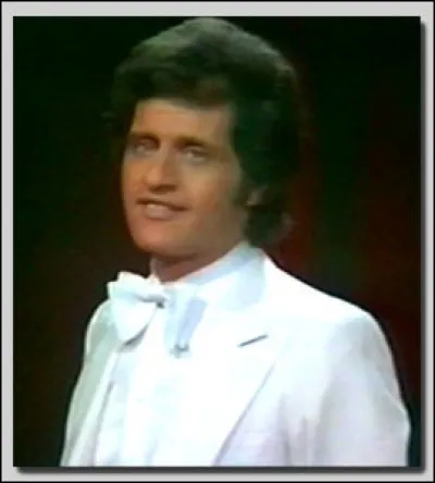 ''Les Champs-Élysées'' est une célèbre chanson de Joe Dassin. Quelle est la longueur de l'avenue des Champs-Élysées ?