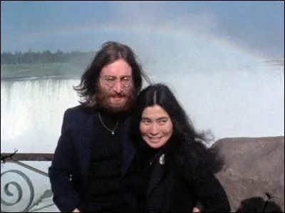 ''The Ballad of John and Yoko'' est un titre des Beatles. De quel pays est originaire l'épouse de John Lennon ?