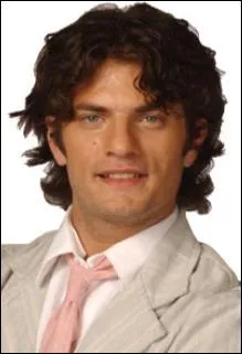 De qui est-il amoureux (au fond de lui)?