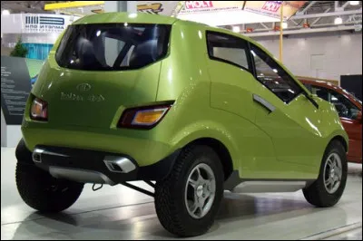 Chez Lada, c'est sûr, on veut vous câliner ! Quel est le nom de ce futur modèle qui ne verra jamais le jour ?